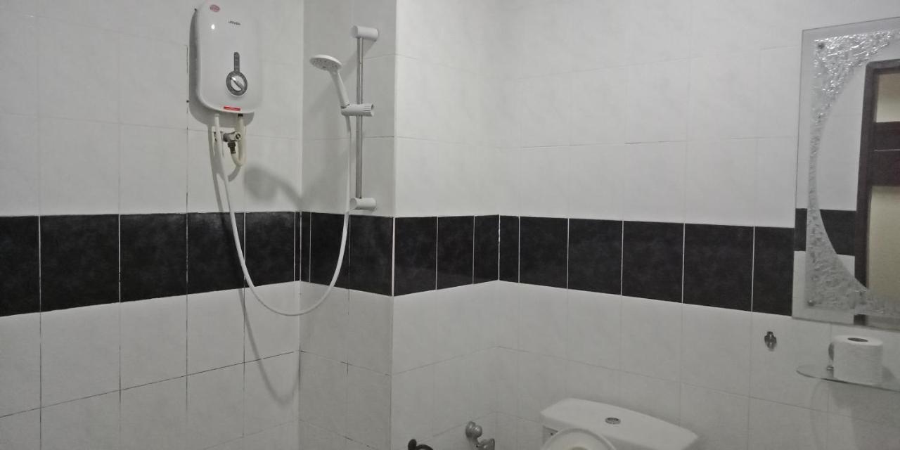 The Upper Deck Hotel كودات المظهر الخارجي الصورة