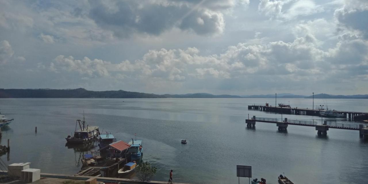 The Upper Deck Hotel كودات المظهر الخارجي الصورة