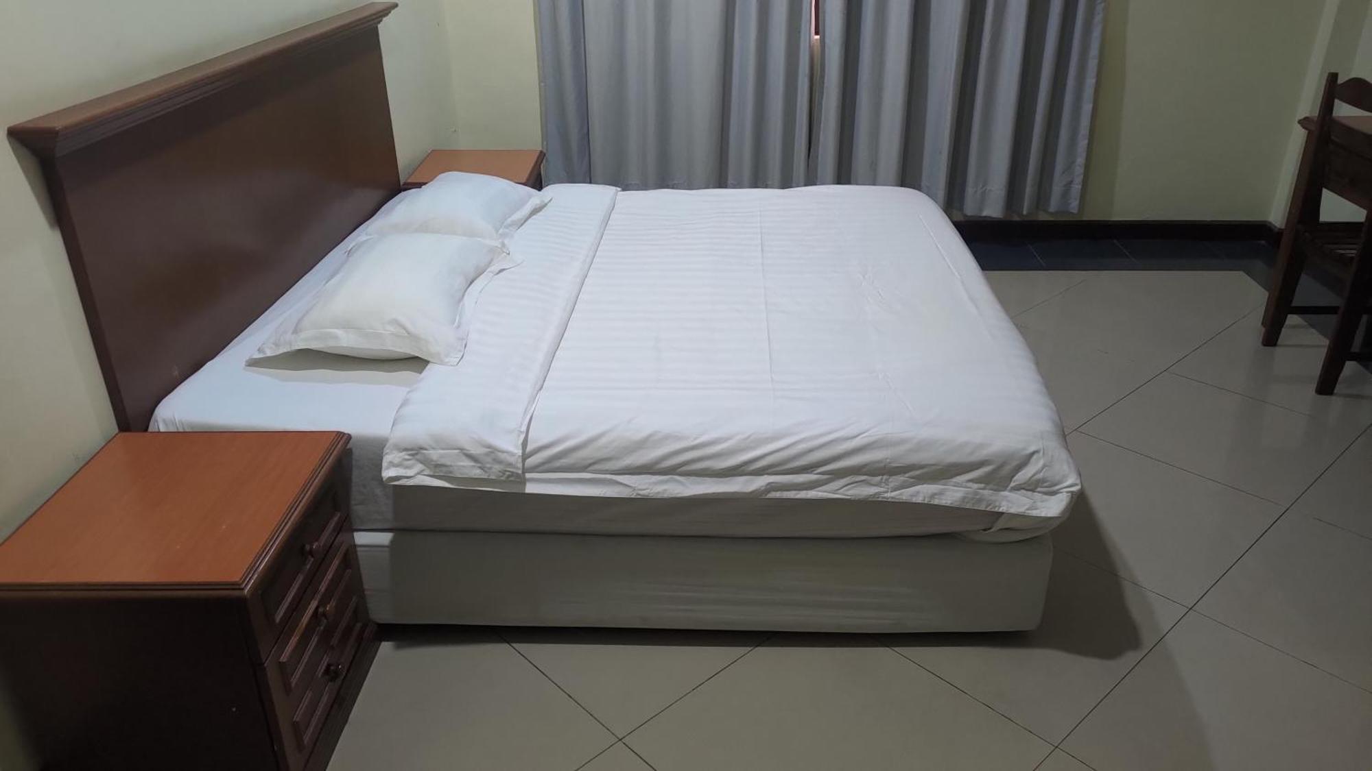 The Upper Deck Hotel كودات المظهر الخارجي الصورة